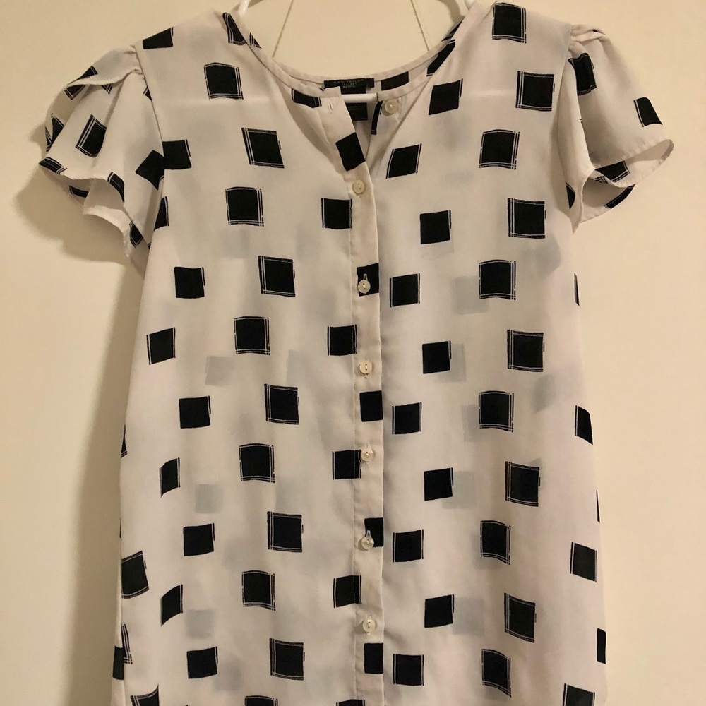 Ann Taylor Factory Flutter Sleeved Blouse
